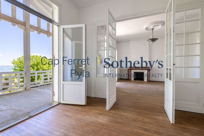 Image No.13-7 Bed House for sale
