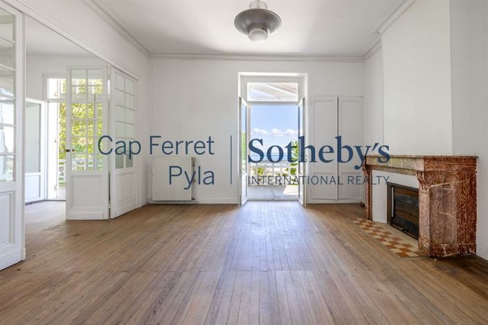 Image No.9-7 Bed House for sale
