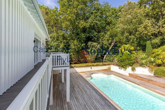 Image No.7-6 Bed House for sale
