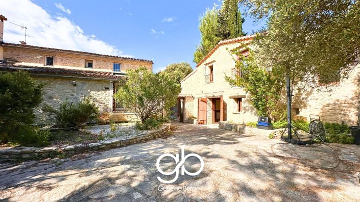 Image No.15-6 Bed House for sale