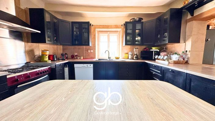 Image No.5-6 Bed House for sale