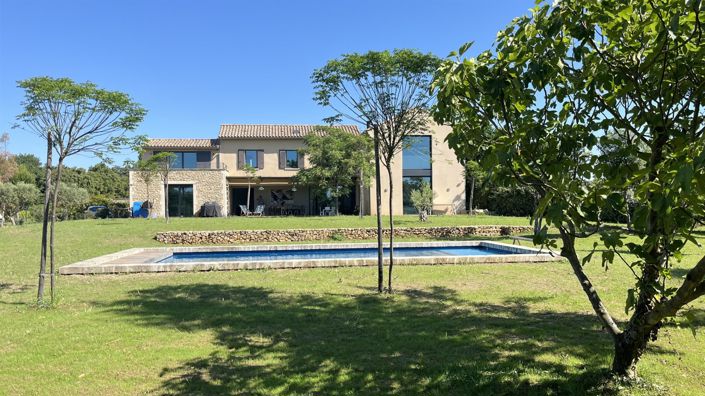 Image No.3-5 Bed House for sale