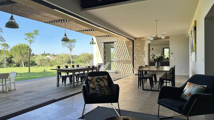 Image No.7-5 Bed House for sale