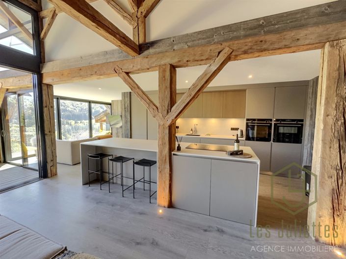 Image No.5-6 Bed House for sale