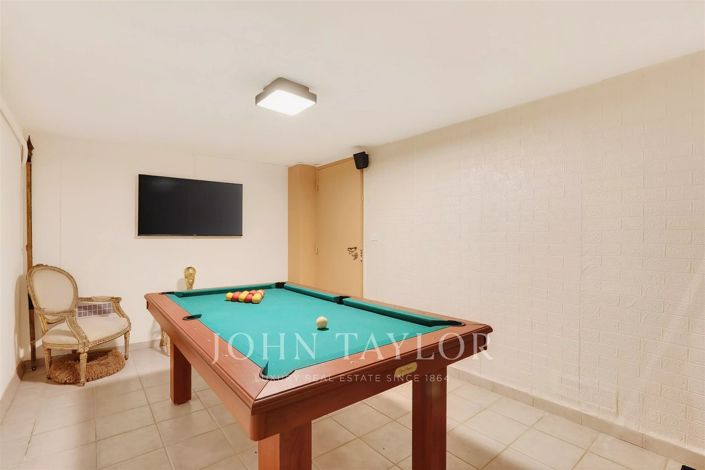 Image No.14-4 Bed House for sale