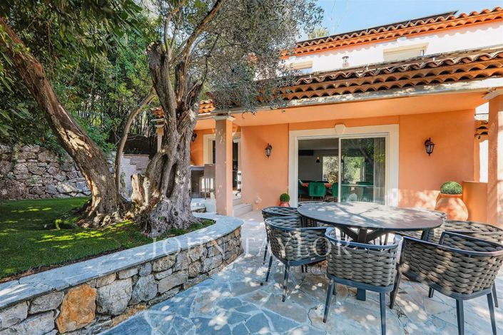 Image No.3-4 Bed House for sale