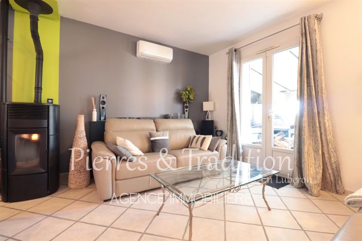 Image No.6-3 Bed House for sale