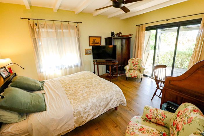 Image No.30-4 Bed House for sale