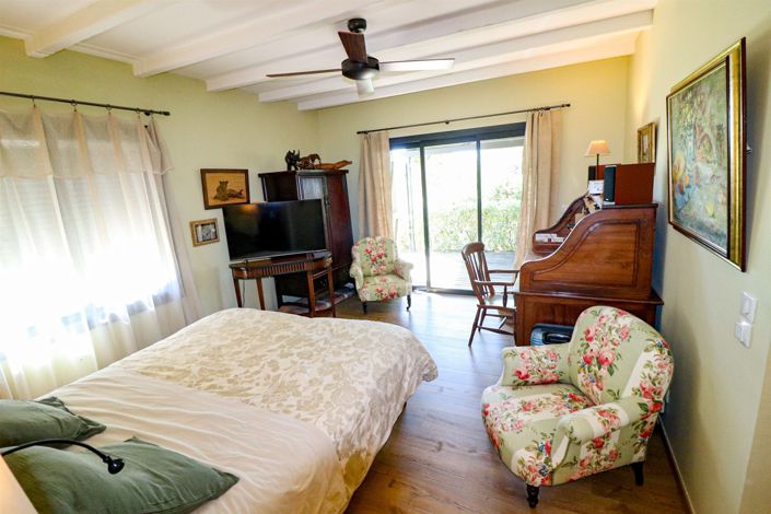 Image No.32-4 Bed House for sale