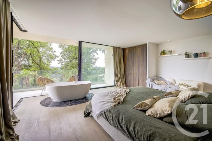 Image No.14-5 Bed House for sale