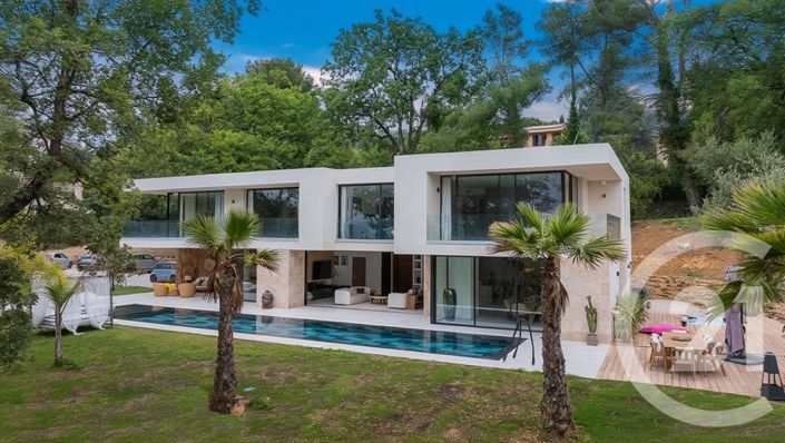 Image No.3-5 Bed House for sale