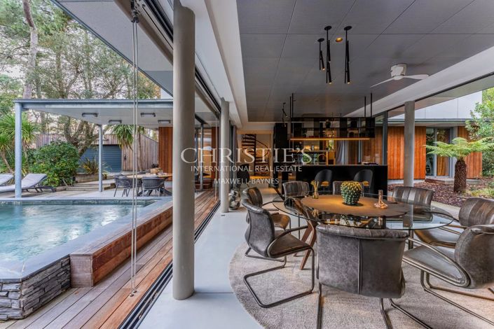 Image No.3-5 Bed House for sale