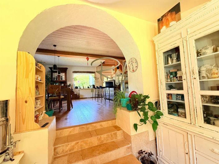 Image No.4-4 Bed House for sale