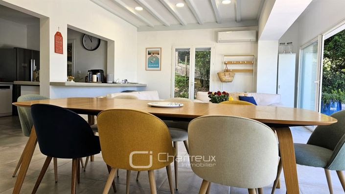 Image No.10-4 Bed House for sale