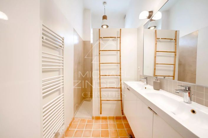 Image No.13-3 Bed Apartment for sale