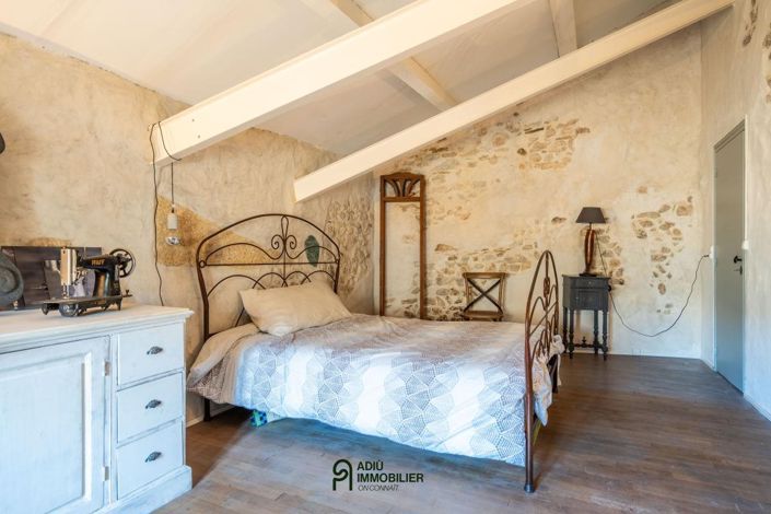 Image No.16-5 Bed House for sale
