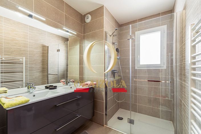 Image No.13-3 Bed Apartment for sale