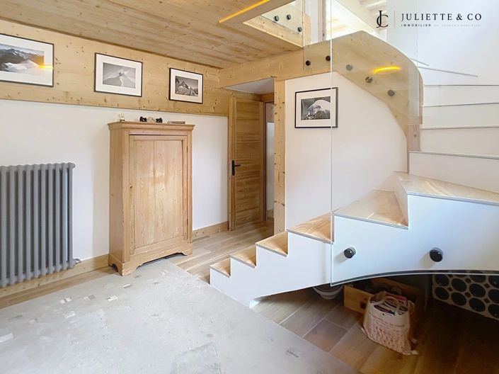 Image No.11-4 Bed Property for sale