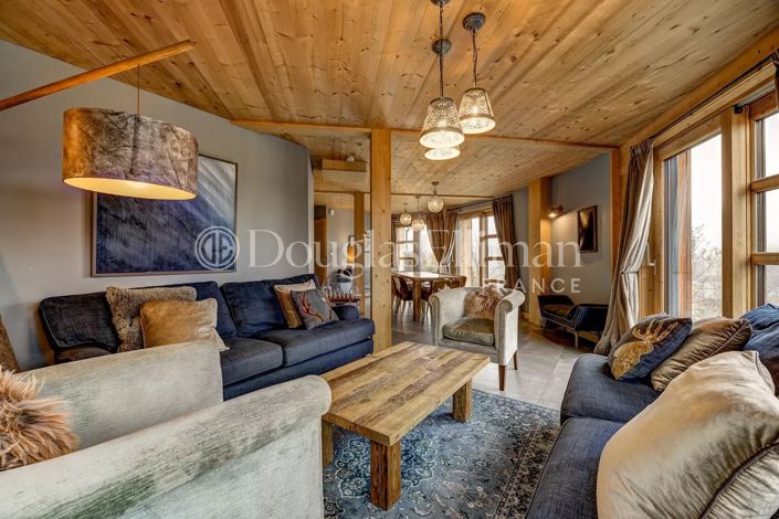 Image No.6-4 Bed House for sale