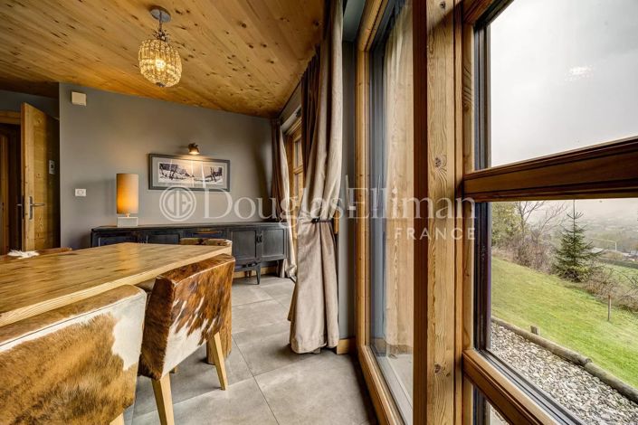 Image No.8-4 Bed House for sale