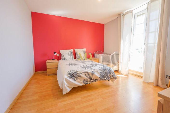 Image No.23-4 Bed House for sale
