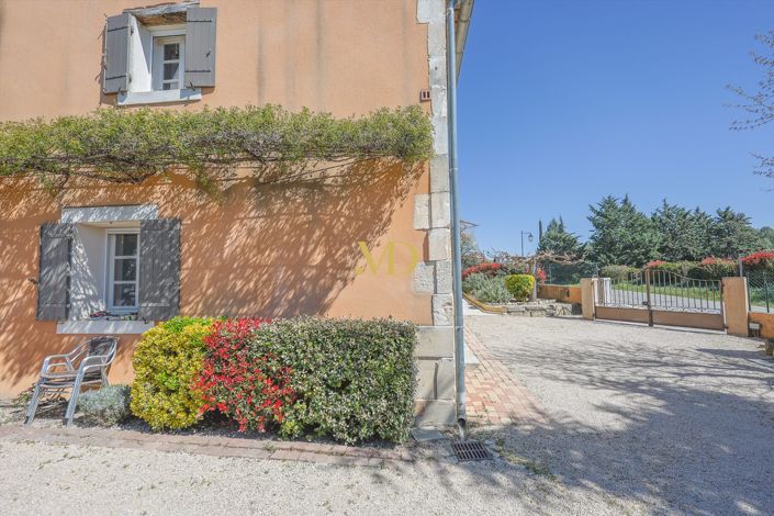 Image No.9-4 Bed House for sale