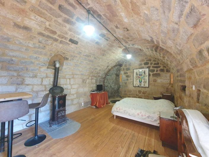 Image No.12-6 Bed House for sale