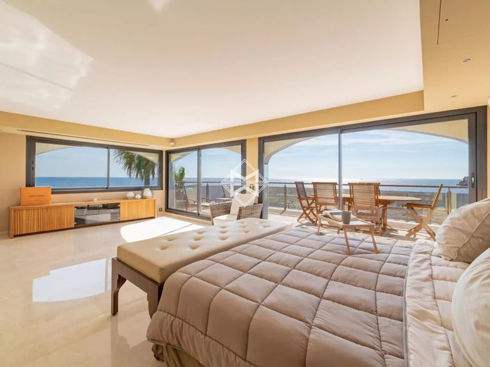 Image No.13-3 Bed House for sale