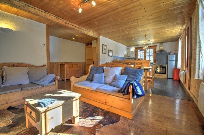 Image No.2-7 Bed House for sale