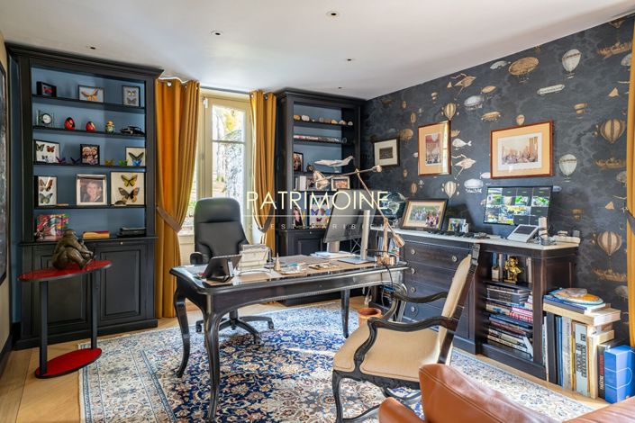 Image No.11-6 Bed House for sale