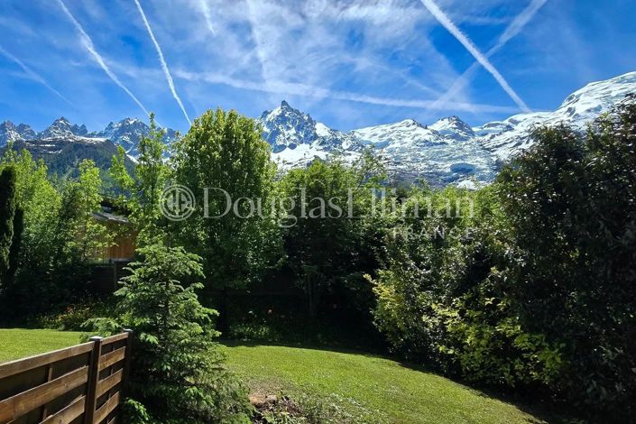Image No.2-7 Bed House for sale