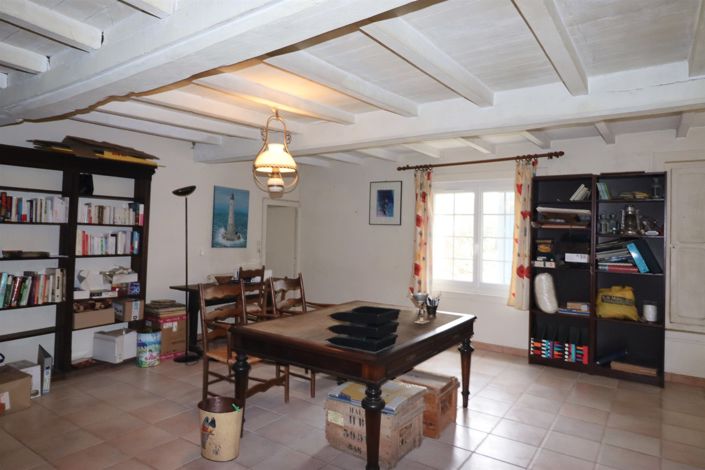 Image No.3-7 Bed House for sale
