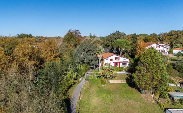 Image No.4-5 Bed House for sale