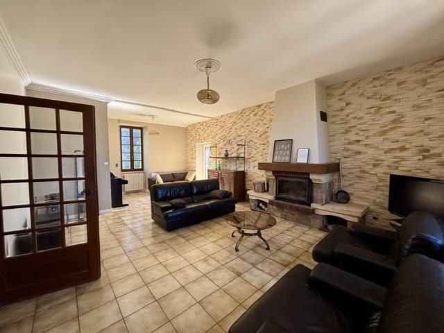 Image No.2-5 Bed House for sale