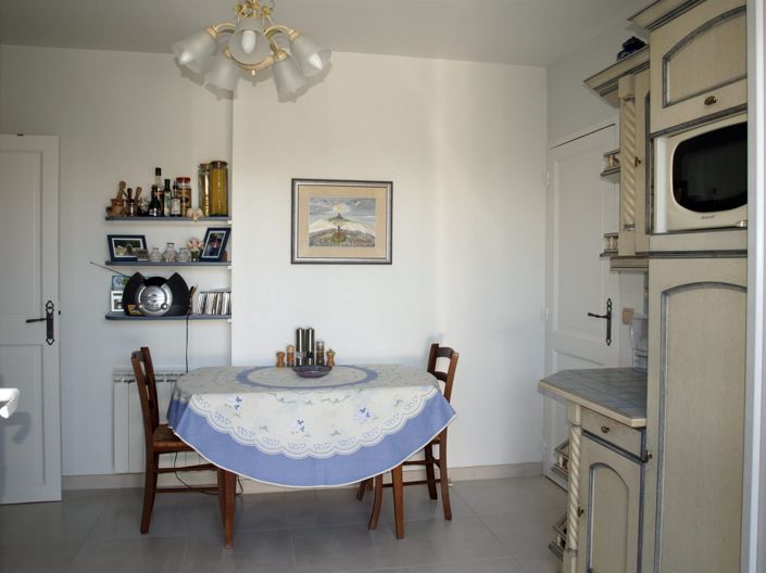 Image No.11-4 Bed House for sale