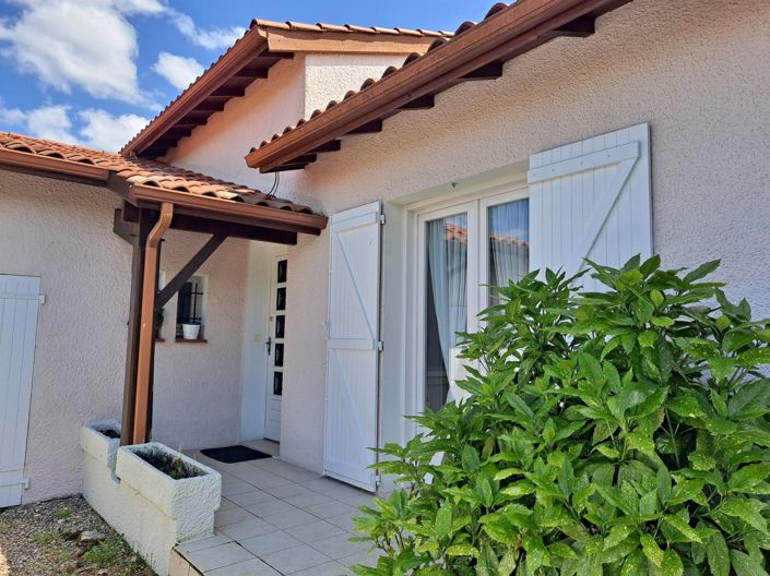 Image No.5-4 Bed House for sale