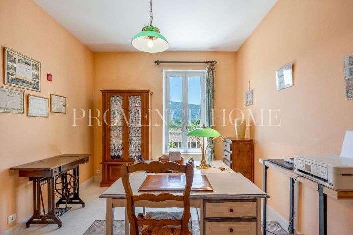 Image No.7-3 Bed House for sale