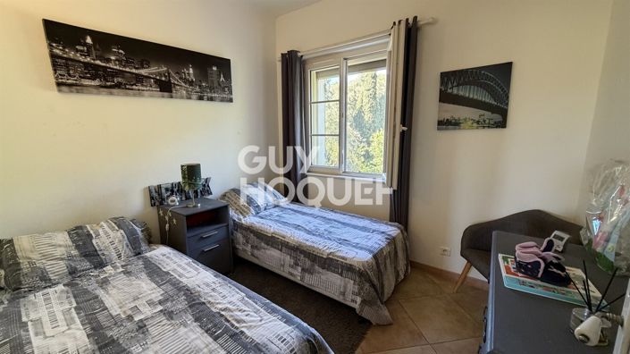 Image No.21-4 Bed House for sale