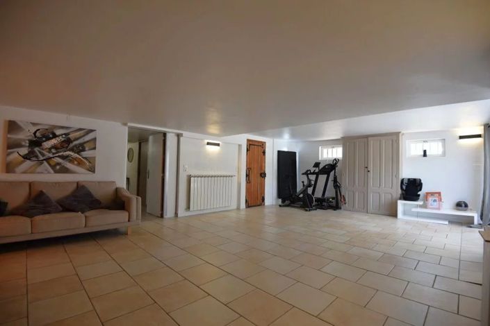 Image No.14-House for sale