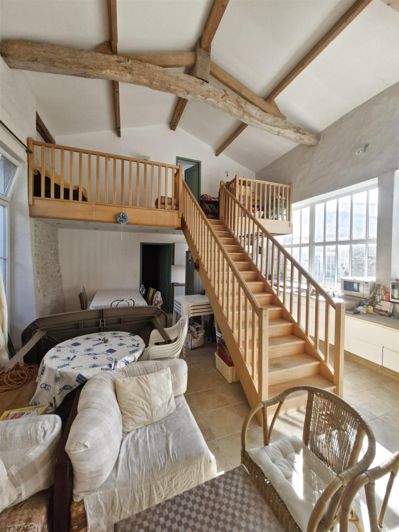 Image No.2-2 Bed House for sale