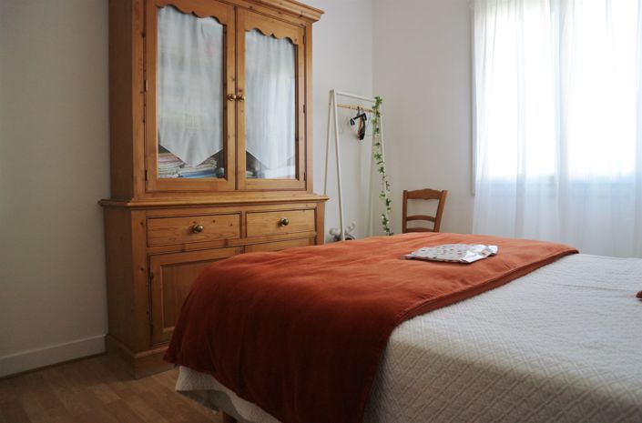 Image No.15-3 Bed House for sale