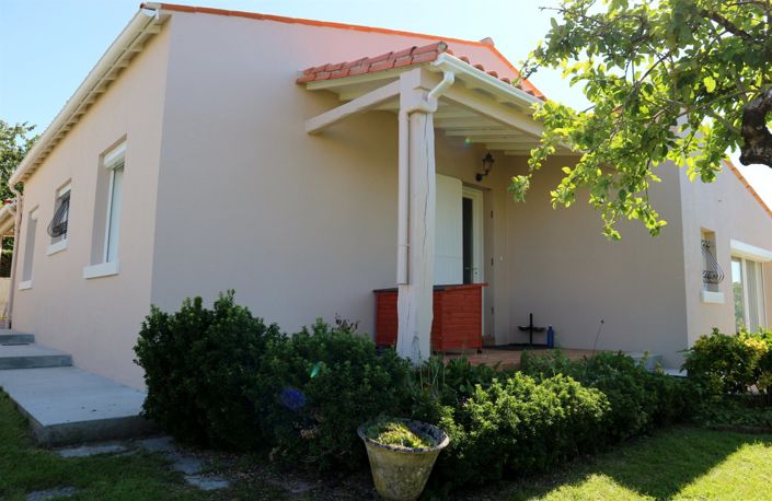 Image No.2-3 Bed House for sale