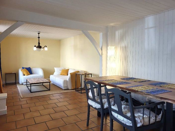 Image No.2-3 Bed House for sale