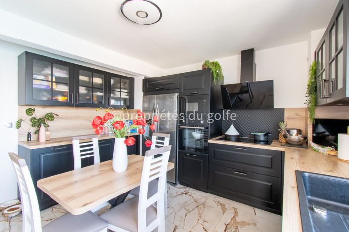 Image No.10-2 Bed Apartment for sale