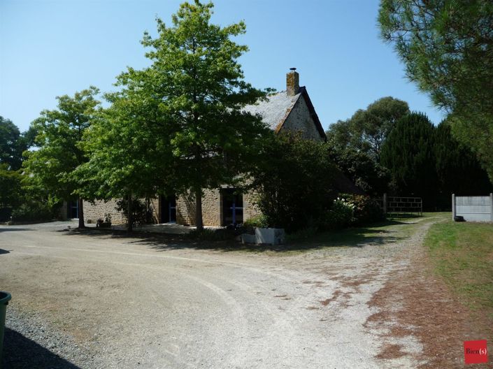 Image No.6-Propriété de 4 chambres à vendre à Evron
