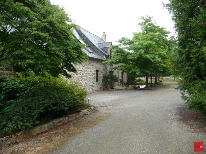 Image No.8-Propriété de 4 chambres à vendre à Evron