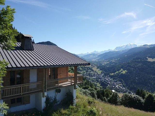 Image No.26-6 Bed House for sale