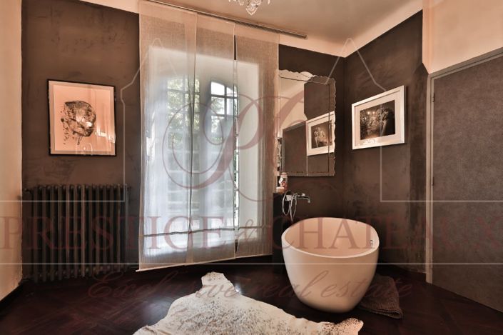 Image No.12-5 Bed House for sale