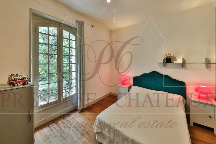 Image No.14-5 Bed House for sale