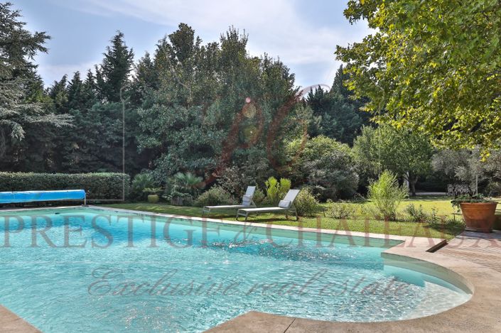 Image No.17-5 Bed House for sale